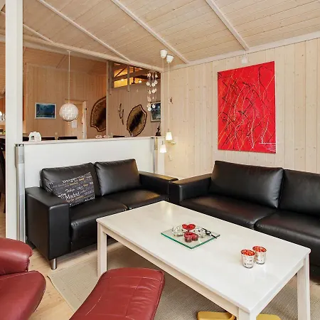 Three-bedroom Holiday In Vaeggerlose 41 *