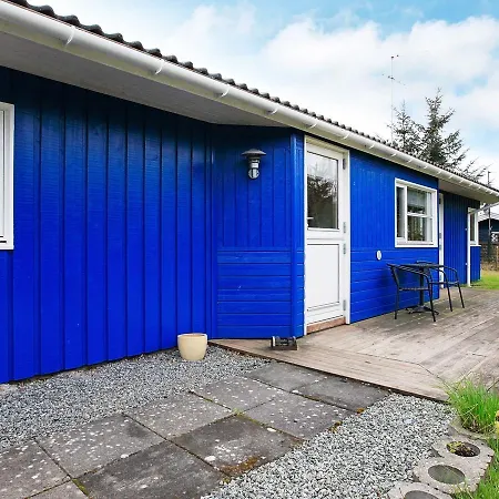 Three-bedroom Holiday In Vaeggerlose 41