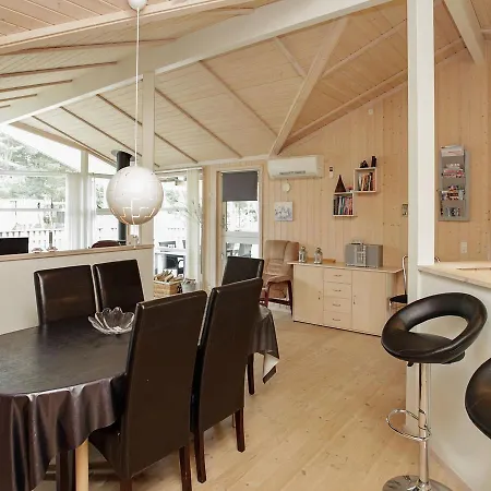 Three-bedroom Holiday In Vaeggerlose 41 Ferienhaus