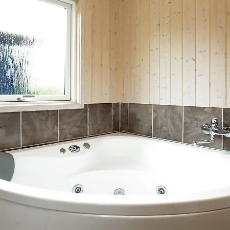Ferienhaus Three-bedroom Holiday In Vaeggerlose 41 *